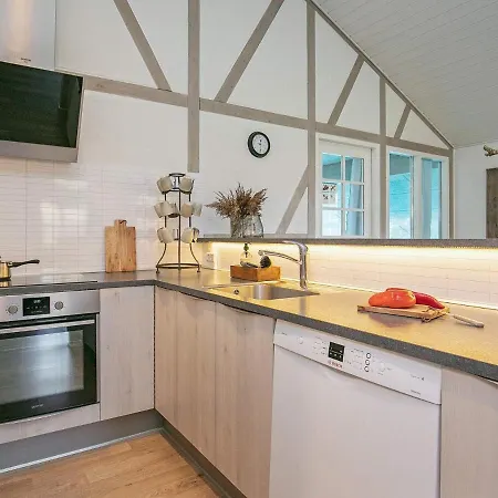 10 Person Holiday In Bl Vand Blåvand